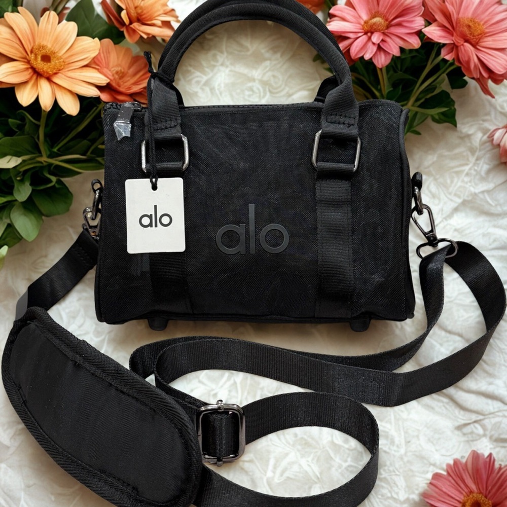 Alo Yoga Mini Sheer Duffle Bag Black.  Crossbody